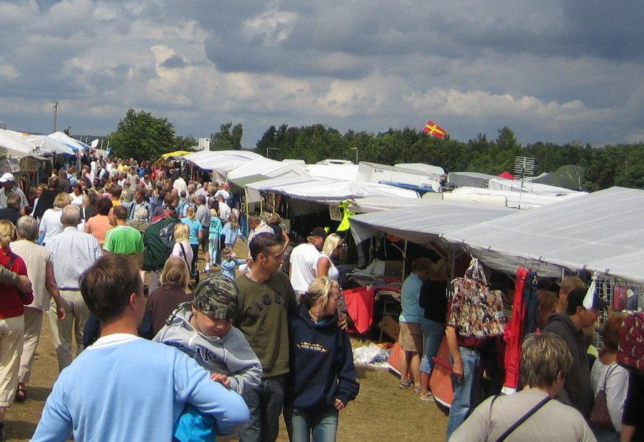 V.30 Maria Magdalena Marknad i Åhus Dag: Tisdagen 25 juli Tid: 10.