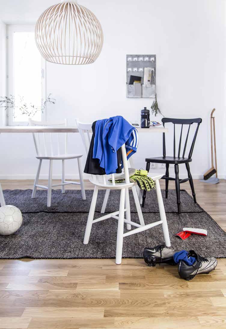 Inte en tråkig stund Bland Väsbys sjöar och åkrar växer ett nytt område fram. Här bygger vi villor, radhus och kedjehus för familjen som inte sitter still i onödan.