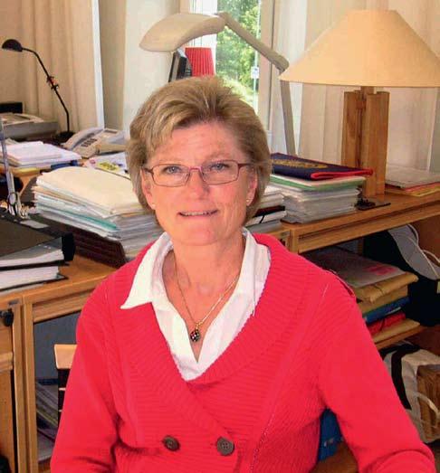 Gunilla Bolinder, utbildad tandläkare och läkare vid Karolinska Institutet. Foto: Arne Stråby ett samarbete mellan Folkhälsoinstitutet, Cancerfonden och Hjärt-lungfonden.