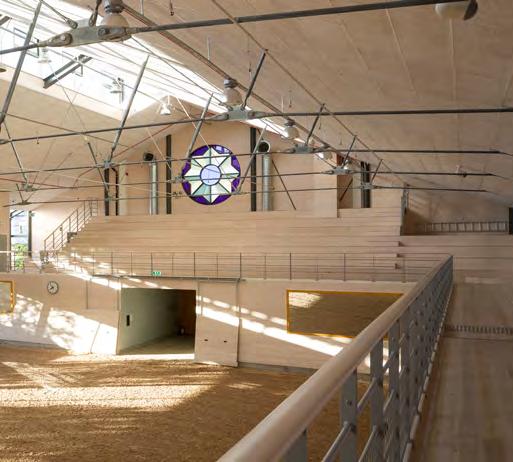 Den 19 november delades 2014 års arkitekturpris ut till Tengbom som ritat ridhuset på Kavallerikasern i Stockholm.