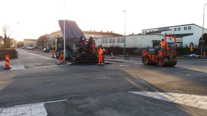Trafikutvecklingen i Kalmar i korthet Utifrån den indikerande statistik Kalmar kommun har att tillgå kan man säga följande: Kollektivtrafiken i kommunen ökar fortfarande stadigt och mycket utifrån