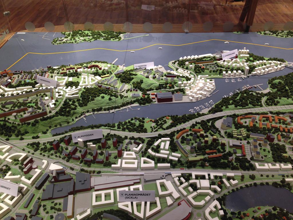 Programmet för Planiaområdet ska tillsammans med angränsande utvecklingsområden ses som ett viktigt steg mot att förändra västra Sicklaön från fragmenterad stadsbygd till en sammanhållen och tätare