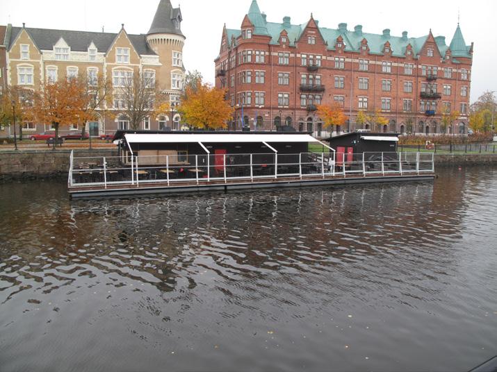 3.7.2 Husbåtar bostadsbåtar och restaurangbåtar Ett antal restaurangpråmar med sommarservering har kommit till stånd sedan 2010.