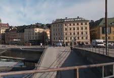 Platsen har alltid varit en av stadens viktigaste knutpunkter för kommunikationer i både östvästlig och nord-sydlig riktning.