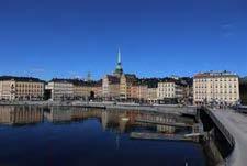 Utsikt mot Gamla stan. Ryssgården präglas i dag av funktion, läge och relationer till sin omgivning. Dagens Slussen präglas av, och älskas för, sin öppenhet och sina vida utblickar.