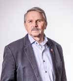 Paul Carlsson (fp) Lärare, född 1956, Tanumshede, ledamot i kommunstyrelsen sedan 2011. Även ordförande i barn- och utbildningsnämnden sedan 2013.
