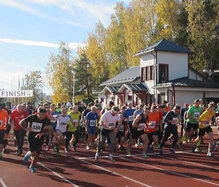 Ekonomin för friidrottssektionen byggde år 2016 på följande inkomstkällor; tävlingsarrangemang, årsavgiften och ärevarvet samt sponsorering. Bokslutet visar ett underskott -2455,70.