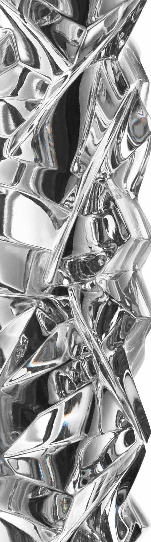 IND EX 14 HANDMADE IN SWEDEN 33 LIFESTYLE 48 CUT CRYSTAL 56 TABLEWARE 58 VASES & BOWLS 63 LIGHTNING 70 APPENDIX 71 RETAILERS 71 CONTACT 5 ARTISTS AT ORREFORS 8 HANDMADE IN SWEDEN