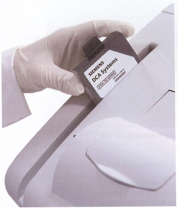 Optisk testkassett Den optiska testkassetten gör följande kontroller: Home position test för att kontrollera