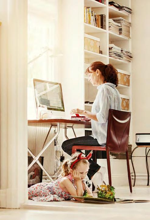 Vår omvärld Nya regelverk ställer krav på en proaktiv och anpassningsbar verksamhet. Digitalisering gör att vi snabbare och mer kostnads effektivt kan leva upp till kundernas förväntningar och behov.