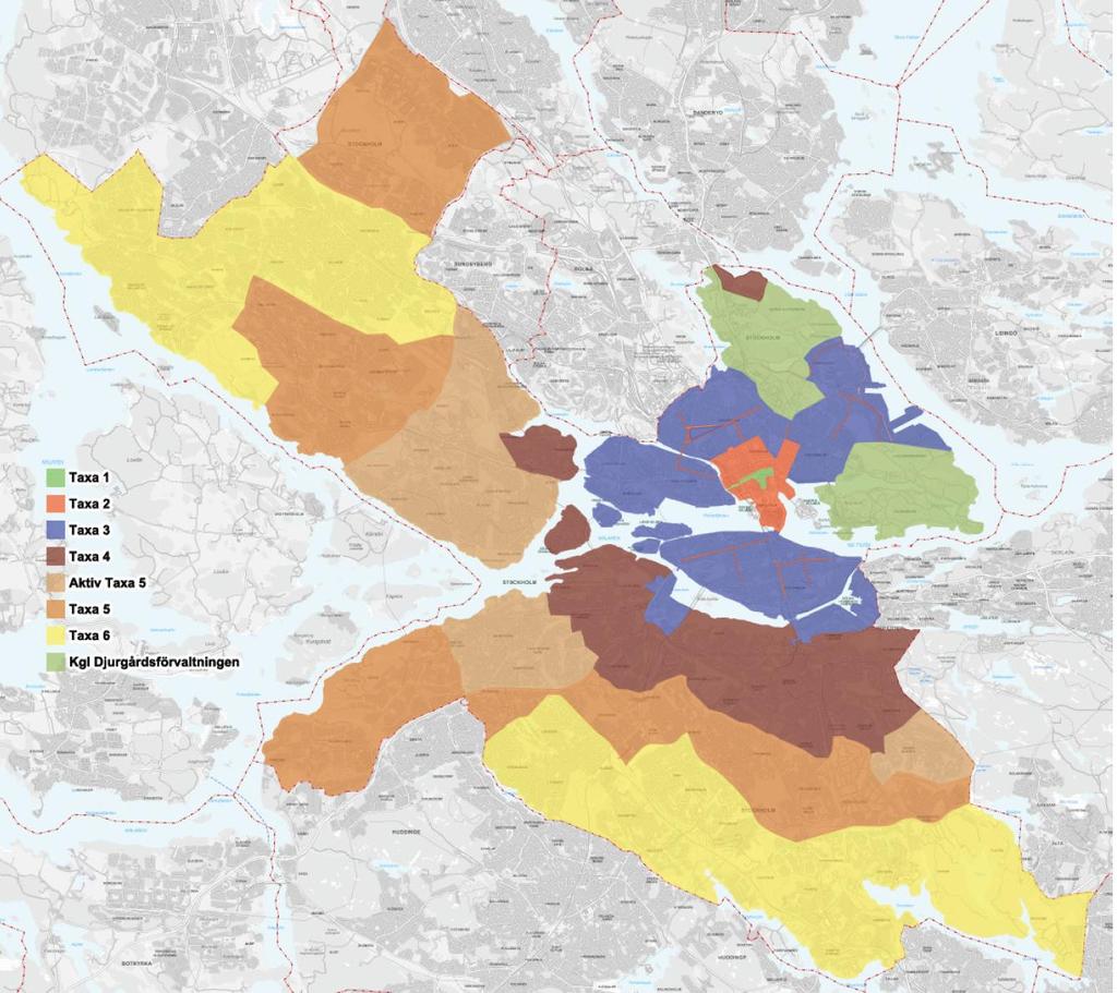 1 Omvärldsbevakning Stockholm År 2012 genomförde Stockholm stad en avgiftshöjning till 41 kr/h i de mest centrala delarna av staden, samt tillåten parkering max 1 timme. Utanför denna zon, 26 kr/h kl.