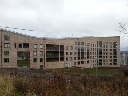 Empiri 4 Empiri I detta kapitel presenteras de empiriska data som samlats in under arbetet. 4.1 Intervju med produktionschef, Skanska Bostadsbolaget Vätterhem utlyste en arkitekttävling för området Strandängen i Jönköping.