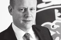 Aktier i Saab: Lars Granlöf Anne Gynnerstedt Mikael Grodzinsky Dan Jangblad CFO. Född 1962, civilekonom. Anställd 2007.