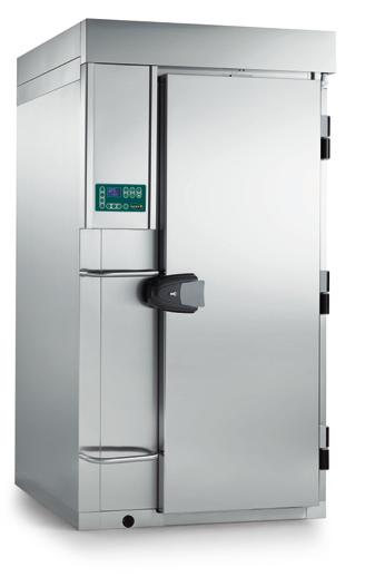 AISI 304 18/10 isolering av expanderad HCFC-fri polyuretan, tjocklek 80 mm värmeelement mot kondensbildning i dörrkarmen dörr med svepande gummipackning och självstängande gångjärn horisontellt,