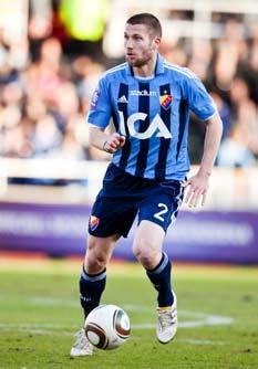 Djurgårdaren nr 2 2010 Nyförvärvens vårsäsong I år har åtta nya spelare visat upp sig i Djurgårdströjan.