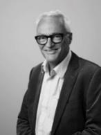 Lång erfarenhet inom bygg- och fastighetsbranschen bl.a. som VD för Newsec Corporate Finance.
