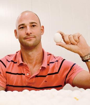 Vi följer bloggare och nutritionsexperter och gör makroanalyser på vad som är hett i andra länder. Sedan försöker vi applicera det på våra produkter, säger Erik Pettersson.