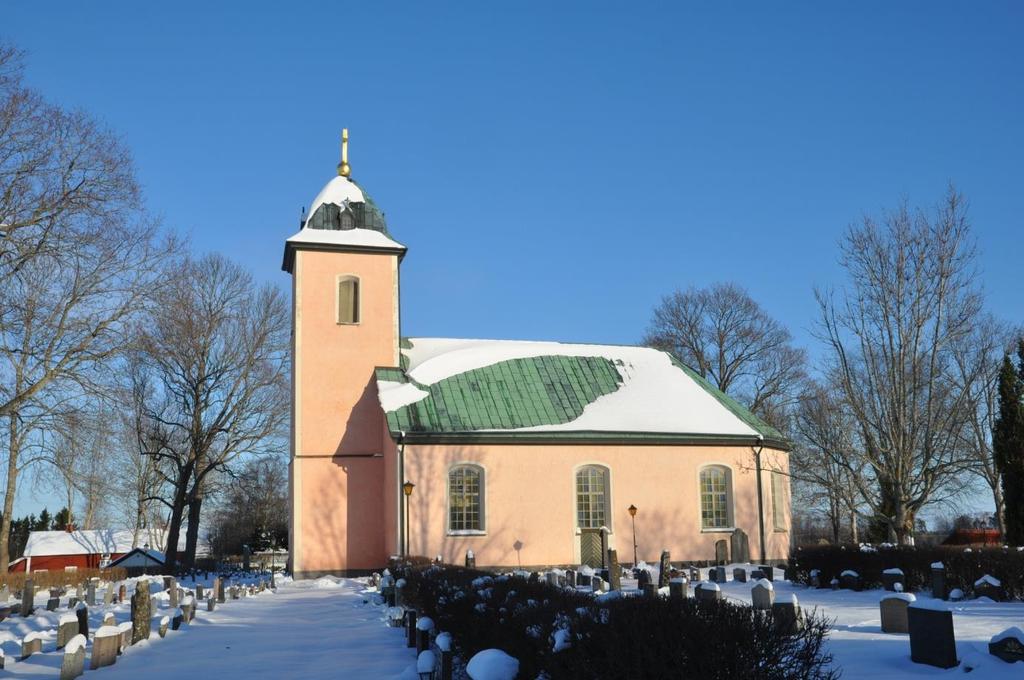 Lännäs kyrka Daniel Eriksson 2014-01-21 Byggnadsbeskrivning och historik Lännäs kyrka skall ursprungligen ha uppförts under sent 1100-tal eller tidigt 1200-tal.