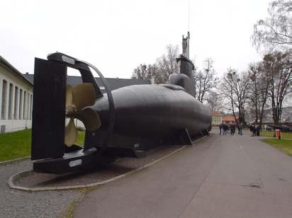 Under lördagen företogs en resa med färja över Osofjorden till Horten vars Marinemuseum specialvisades för gruppen.