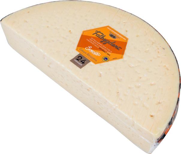 Den speciella tillverkningen gör att osten släpper från sig mindre olja vid smältning. Storbritannien 2,5 /st Art.nr 479139 108:00 GRANDI SALUMIFICI PROSCIUTTO CRUDO 1/4 En crudo av högsta kvalitet.