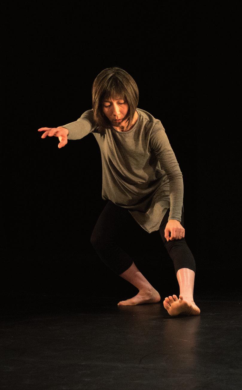 Kazue Ikeda Kazue Ikeda är dansare, performance artist, koreograf, danslärare och certifierad Craniosacral Biodynamics terapeut.