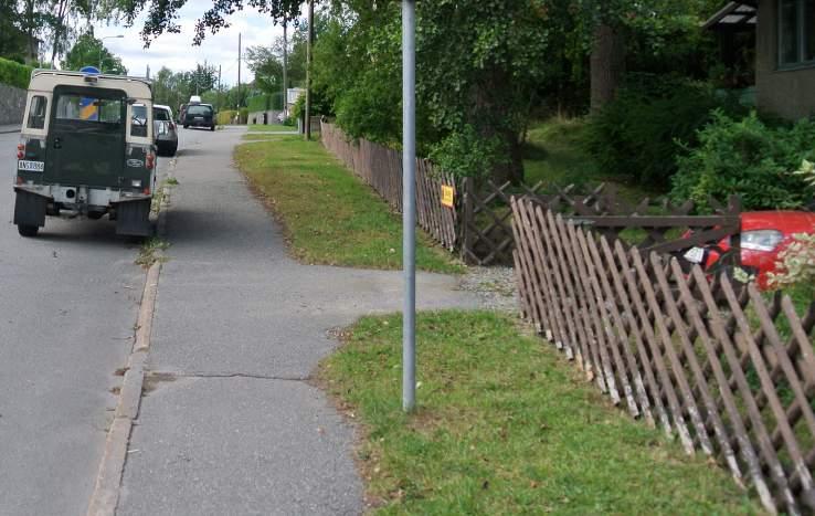 34. Grönytor längs Mickelbergsvägen Karaktär: Övriga gröna friytor (Gatumark).