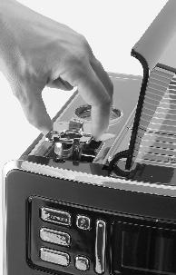 Utflödeskretsen rengörs automatiskt med en automatisk rengöringscykel efter varje användning.