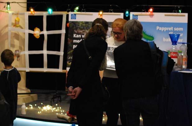 Forskning & utbildning Nobelmuseet MiniScience Fair 3 juni Lösningar för en hållbar framtid, ja det var vad man kunde se på Nobelmuséets
