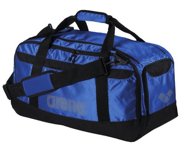 Träningsbag Vattenavvisande väska bestående av ett stort huvudfack med förstärkt botten, samt mindre fickor för tillbehör.