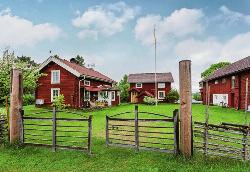 Mitt innerliga tack för den fina uppvaktningen i samband med min 75-årsdag i Risåsas fäbod den 17/6 2017.