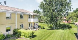 Carport med motorvärmare ingår SMS:A 170858 till 71122 Mitt namn är Amanda Norell och jag är registrerad