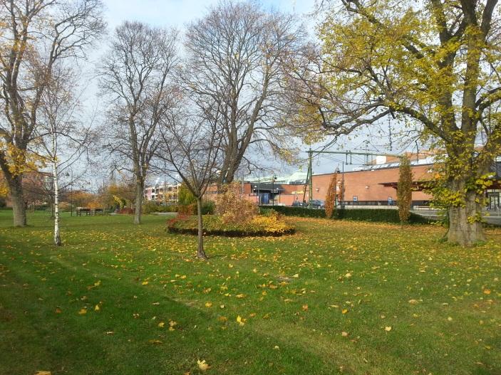 ÖSTERÅKERS KOMMUN GRANSKNINGSHANDLING 4(22) Del av Järnvägsparken inom fastigheten Tuna 3:145.