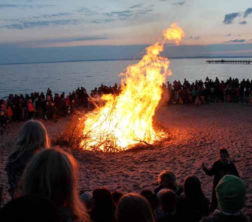 Valborgsfirande på stranden! 30 april 20:00 Rydebäcks Scoutkår Rydebäckare fyll en sida! Vi, Rydebäcksbladet, vill vara med och på något sätt bidra till firandet av Rydebäcks 50-års jubileum.