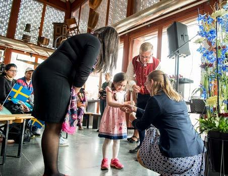 FLER KONTAKT- FAMILJER BEHÖVS Har du en stabil familje - situation, tid och engagemang? Är du intresserad av att ta emot eller ha kontakt med ett eller flera barn?