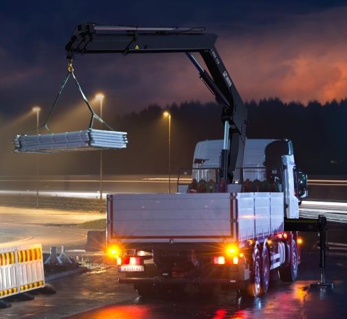 The right solution for specific loader crane needs Styckegodskran levereras komplett med hydraulventil och tank.