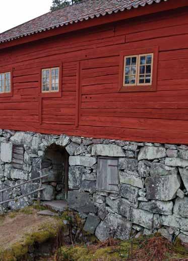 BLOMMOR INREDNING CAFÉ Midsommartider! Onsdag 21 juni 12-18 Torsdag 22 juni 10-18 Midsommarafton Stängt Vi önskar alla kunder en trevlig sommar! Välkommen till Råås kvarndagar 21 22 juli kl.