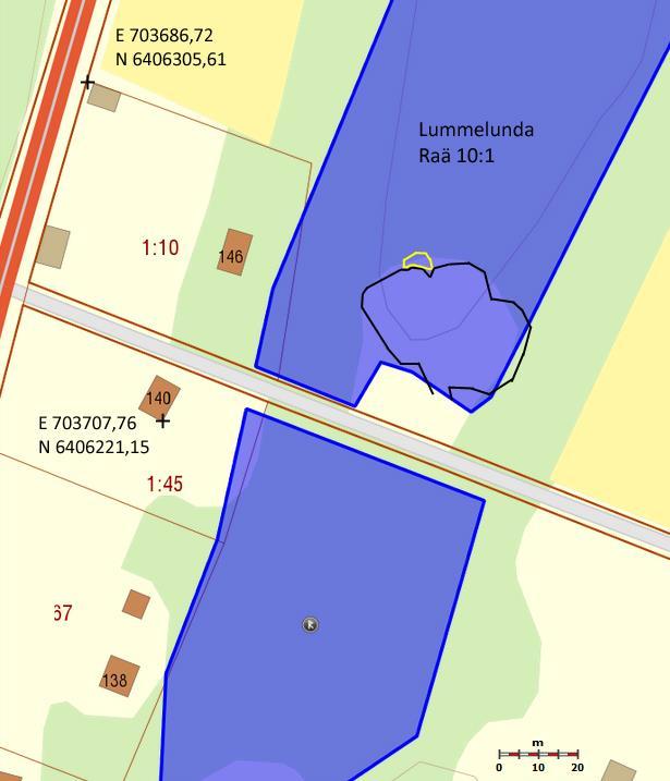 Syfte, målsättning, metod & utförande Syftet med utredningen var att mäta in fornlämningens nya utbredning gentemot täktområden och skicka ändringsanmälan med SHAPE-fil till