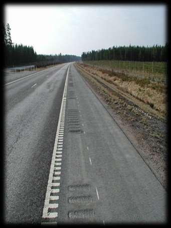 Vägrensräffling på motorvägar (110 km/tim) Ca 970 km, årligt TA på 4,3 miljarder axelparkilometer.