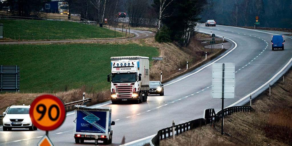 VEM HAR TOLKNINGSFÖRETRÄDE TILL RIKSINTRESSE?