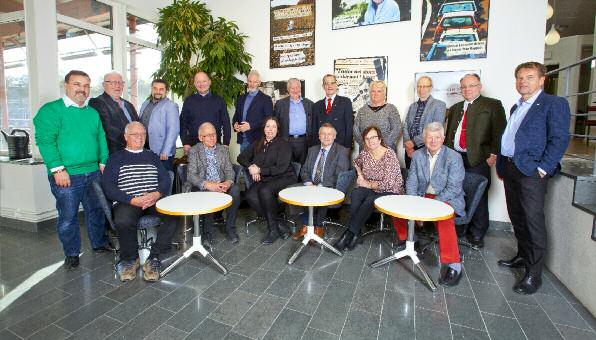 Käppalaförbundets styrelse 2016 Övre raden från vänster: Ronnie Lundin, Kenneth Bylund, Ali Kashefi, Bengt-Åke Grip, Fredrik Kjos, Ulf Weidling, Torsten Björnsson, Anna-Lena Östman, Kjell Rosén,