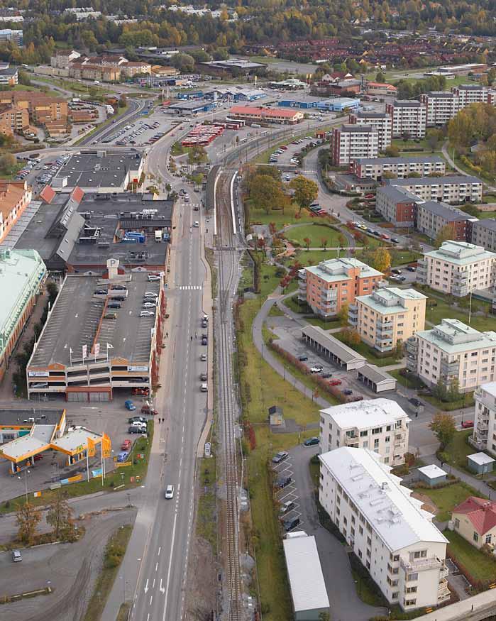 5. PLANFÖRSLAGENS BETYDANDE MILJÖPÅVERKAN Figur 9. Översikt över Roslagsbanan och kvarteret Skonaren och Kvarteret Järnvägsparken.