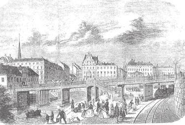 4 SPÅR, KÖRFÄLT OCH STADSRUM I GETINGMIDJAN I getingmidjan bryts 1900-talets infrastrukturlandskap oförmedlat mot ett stadslandskap som varit Sveriges maktcentrum sedan medeltiden.