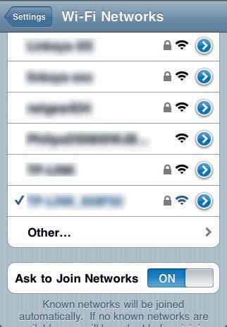 Återställa den Wi-Fi-aktiverade inställningar 2 Välj ditt nätverksnamn (SSID) från listan med tillgängliga trådlösa nätverk.