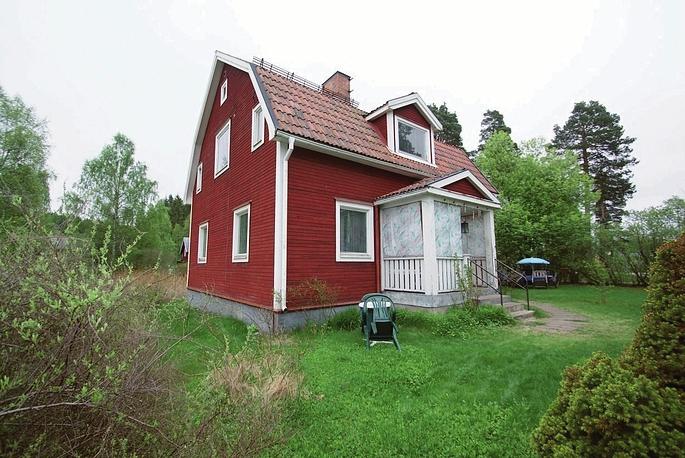 v32 Vi utbildar inom: Arbete på väg Fallskydd Terränghjuling Grävmaskin Fotouflykt Hjullastare till