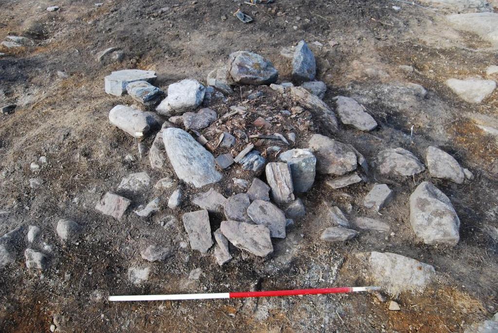 Cf34565_049 Ugn A100 i plan. Sett mot sydväst. Fotograf: Hilde Marie Sømme Melgaard Förhållandet mellan ugnar och slagghögar står centralt i diskusionen om teknologi.
