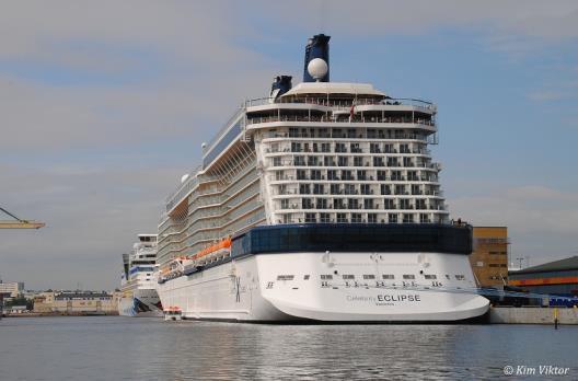 Rederi: Costa Cruises Byggd: 2009 Längd: 294 meter GT: 92 700 Passagerare: 2260