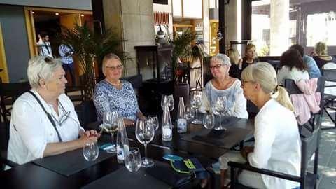 På nätverkslunchen den nionde maj hade fem Sweor en god och trevlig lunch på Restaurang Picco med många goda skratt.