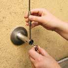 18 Väggfäste med avstånd vägg-vajer = 180 mm 9-12311 DETALJER FÖR INFÄSTNING I VÄGG Montage i trä: Träskruv Torx l = 80 mm Alternativa infästningar för trä finns på förfrågan.