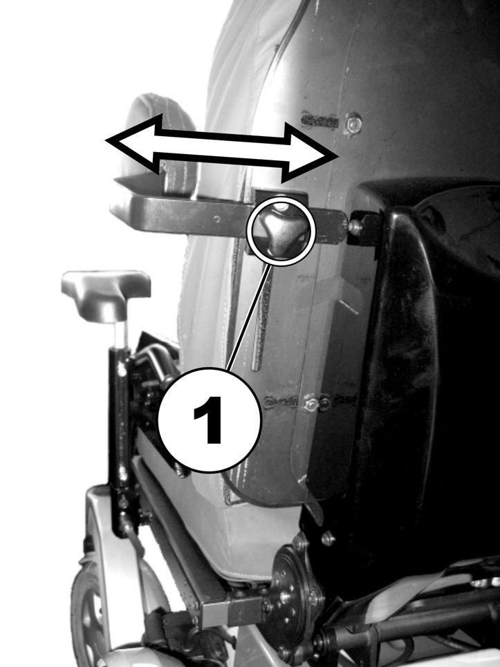9.9 Ställa in bålstöden (Easy-adapt-sits) Bålstöden kan justeras i bredd, höjd och djup. 9.9.1 Ställa in bredden Lossa på justeringsvreden (1).