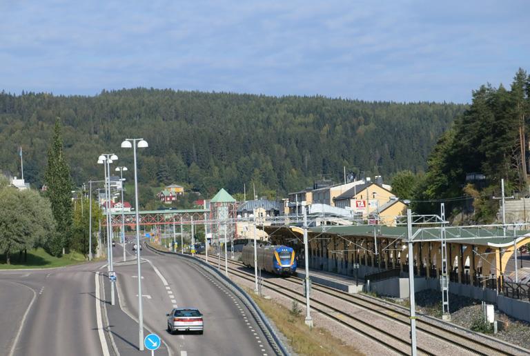11(72) mycket stor vilket inte minst visar genom ett ökat resande, sedan starten i juni 2012 har resandet på sträckan ökat med omkring 17 procent från cirka 30 000 till 35 000 resenärer per månad